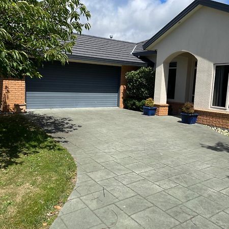 Spacious Home Парапарауму Екстериор снимка